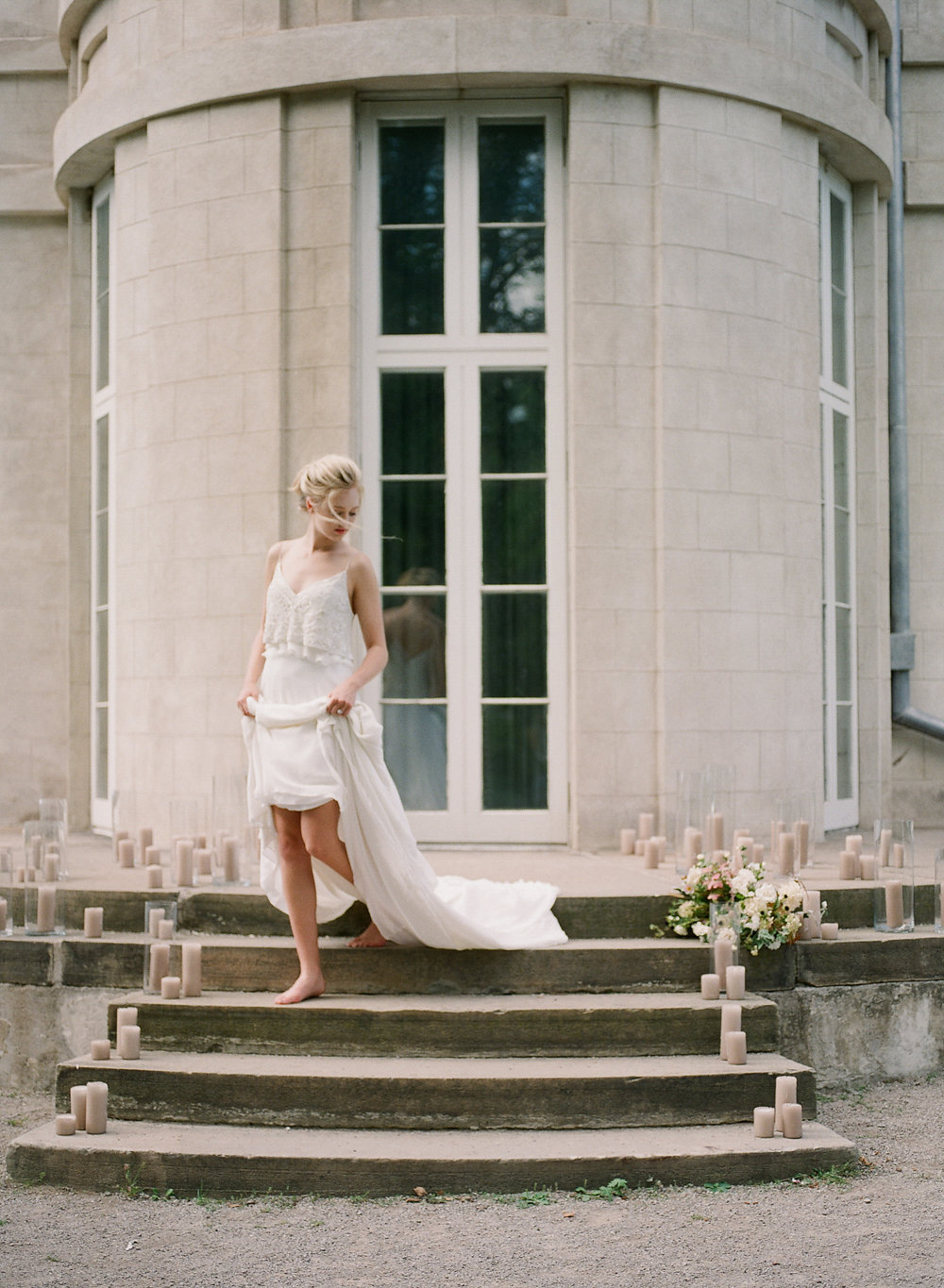 Ethereal bridal session at Dundurn Castle Ontario | Toronto fine art wedding photographer - Muguet Photography